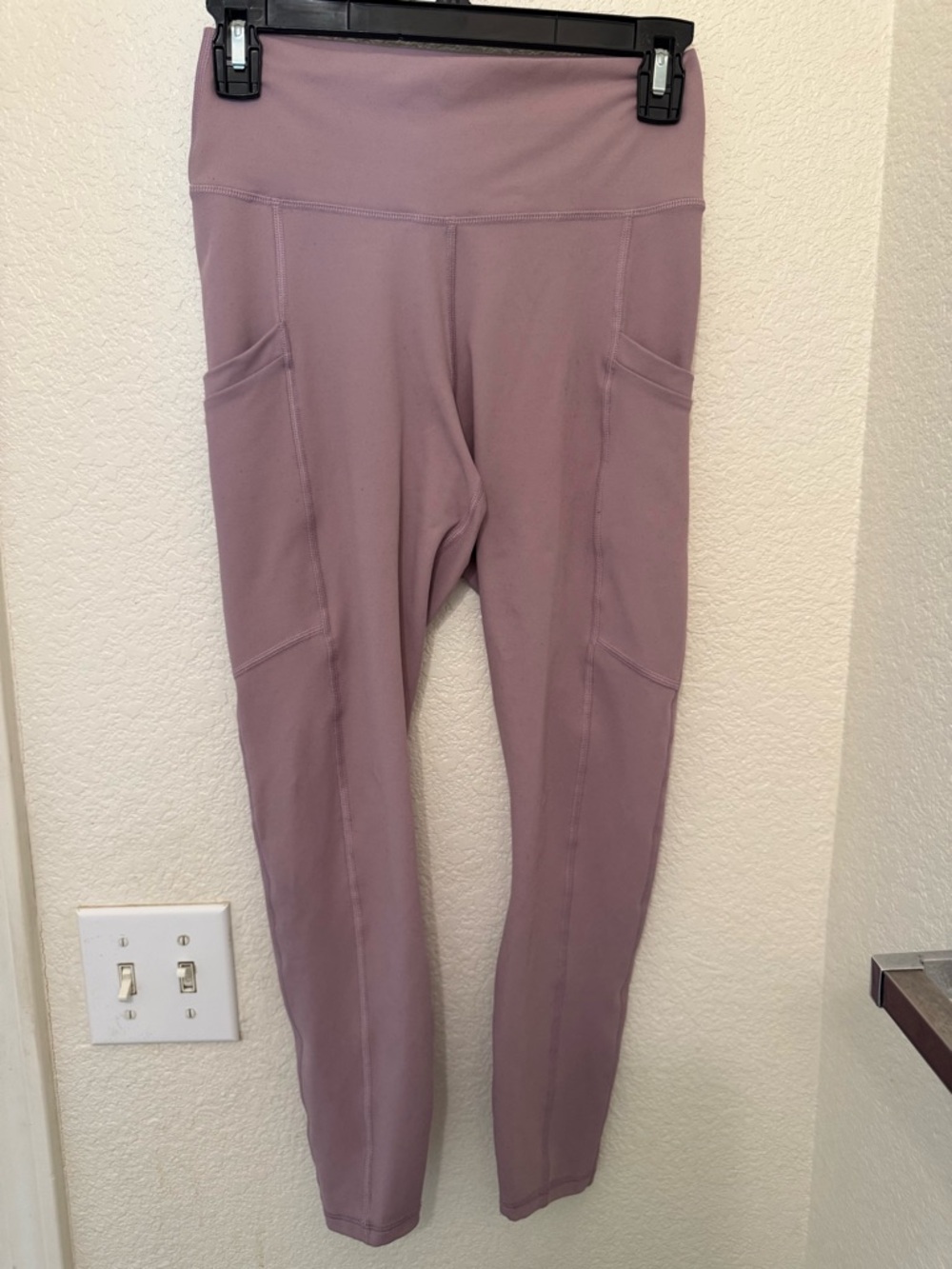 Fabletics Mauve High-Rise Pocket Leggings